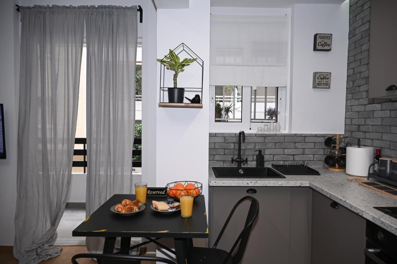 Ferienwohnung Urban Loft By Neuvel Athen Exterior foto